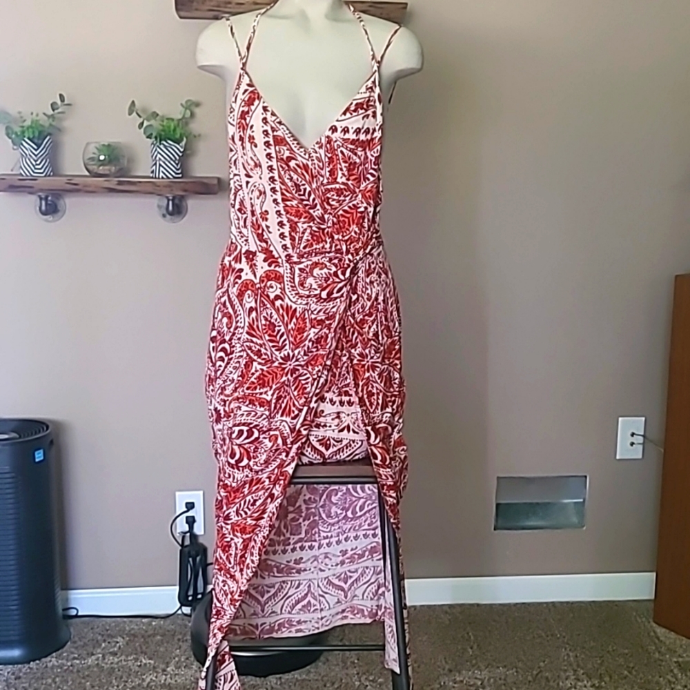 F21 Contemporary Dress - Picture 1 of 10